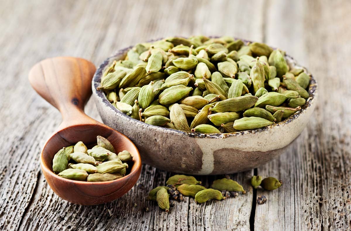 /storage/photos/1/Images/uploading/HEALTH-BENEFITS-OF-CARDAMOM.jpg